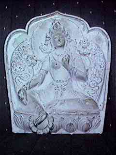 Tara_statue_FS.jpg (9052 bytes)